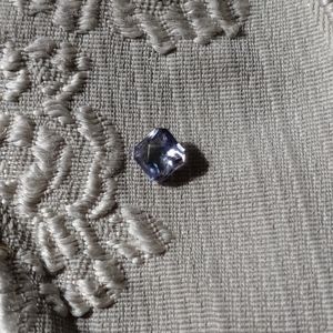 2.06ct natural bi-color peacock tanzanite